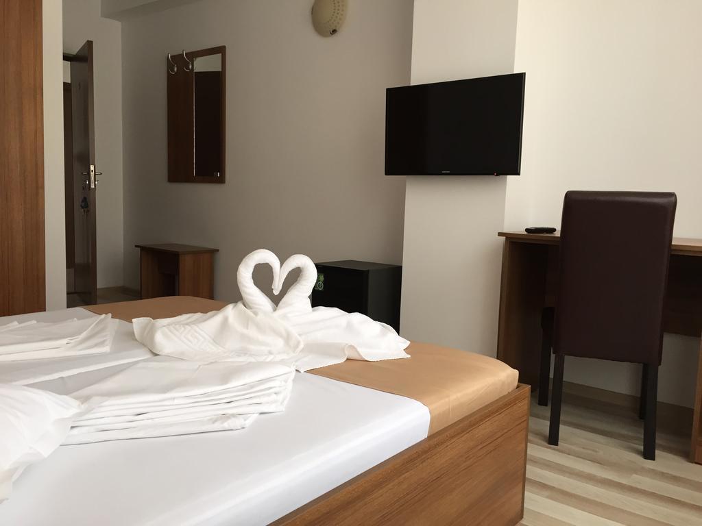 Hotel Mihaela Mamaia Quarto foto