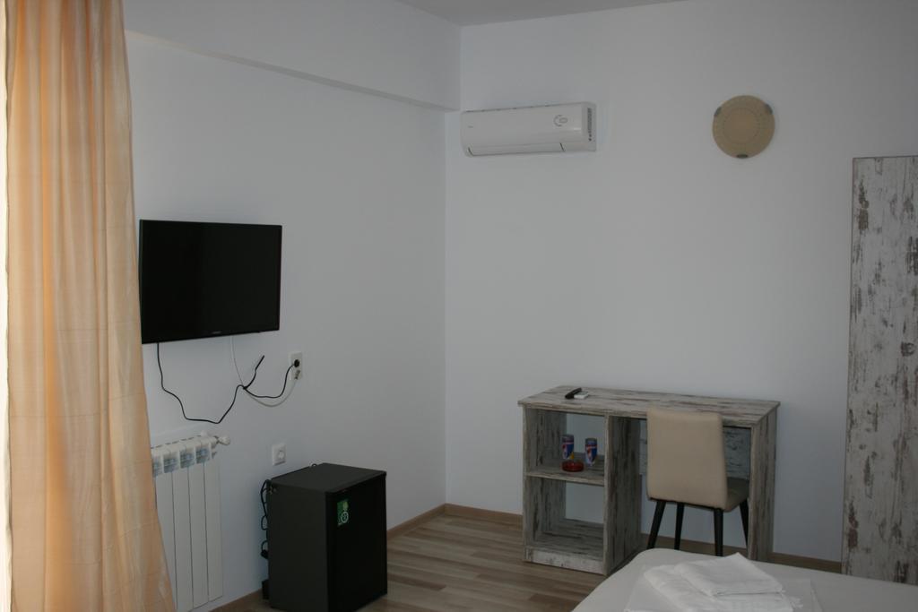 Hotel Mihaela Mamaia Quarto foto
